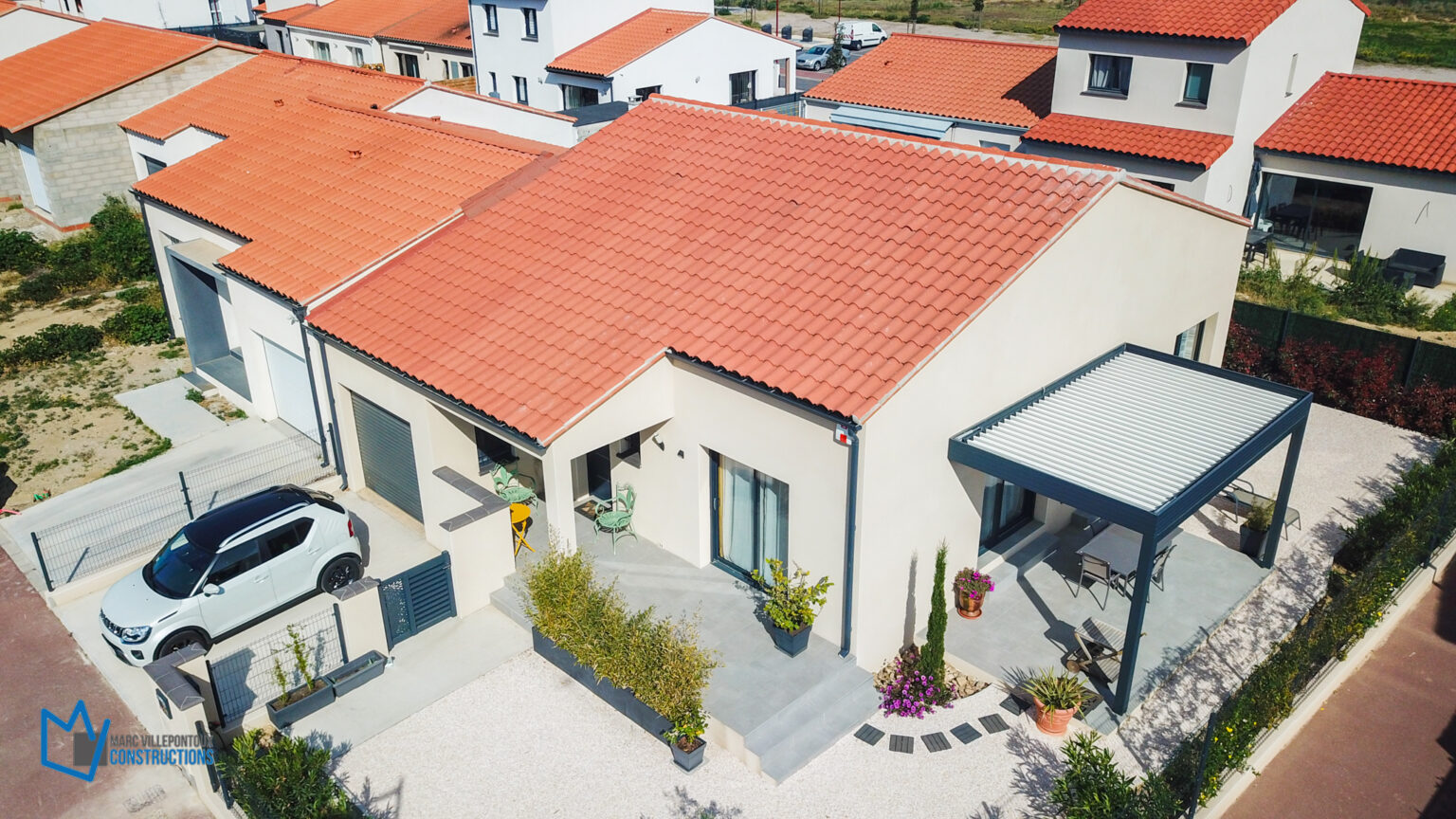 construction villa Perpignan, durée construction maison, temps de construction, construction neuve à Perpignan, villa moderne, Pyrénées-Orientales, étapes construction villa, maison sur mesure, délai construction dans le 66, gros œuvre maison neuve, permis de construire, chantier maison, MV Constructions