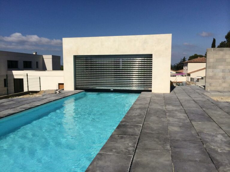 piscine intérieure-Pyrénées-Orientales-construction piscine-piscine chauffée-maçonnerie-sur mesure-travaux piscine-Argelès sur mer